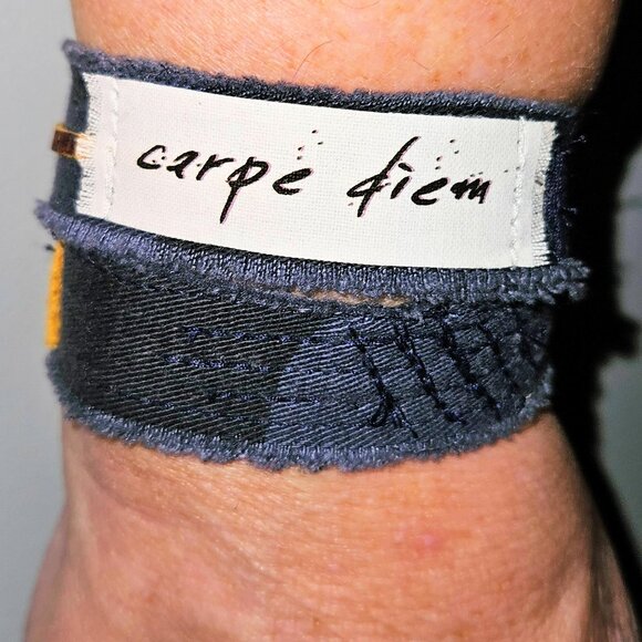 Carpe Diem Wrap Bracelet Motivational Adjustable Mindfulness Gift Fabric Leather - Picture 1 of 9